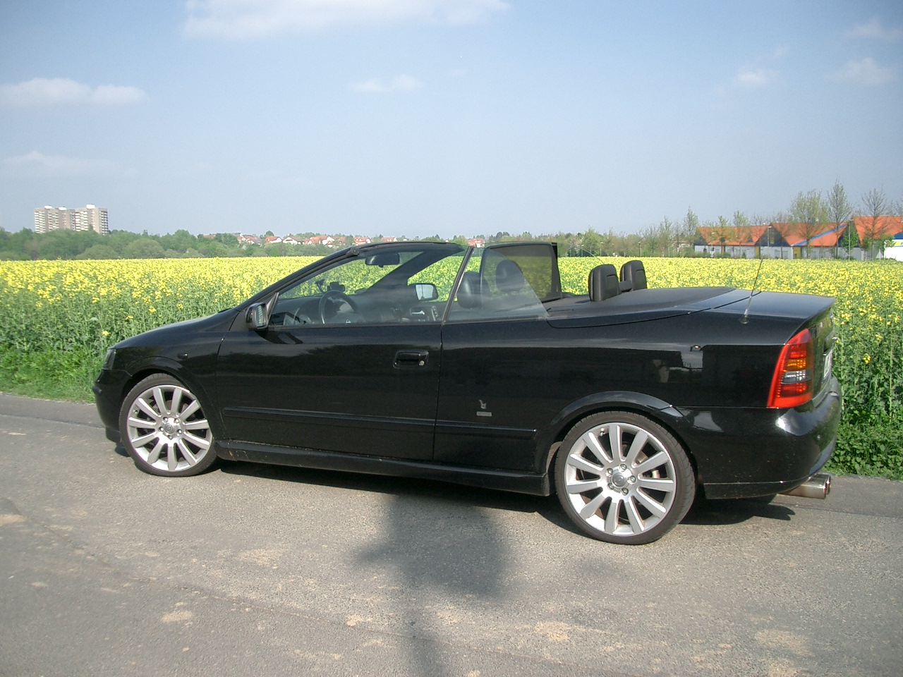 Sommerfahrzeug - Opel Astra G Cabrio 2.2i 16 V