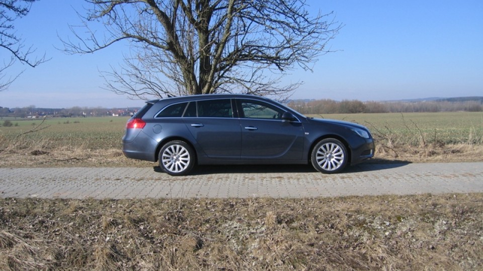 Opel Insignia ST 2,0 CDTI Cosmo (Opel Insignia - Sports Tourer)