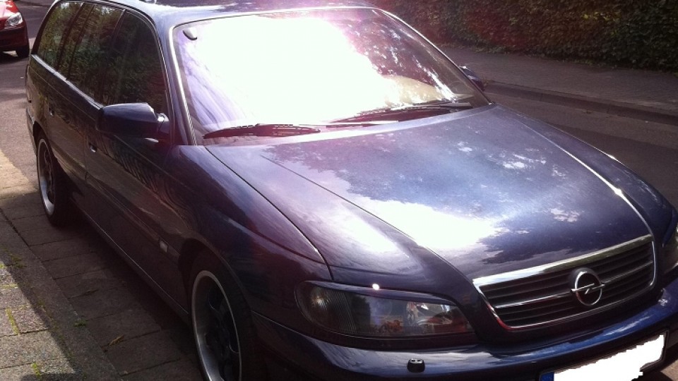 Opel Omega B 2.2i Kombi
