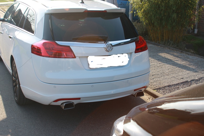 Opel Insignia ST White (Opel Insignia - Sports Tourer)