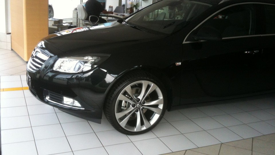 Insignia BiTurbo 4x4 Erstkontakt (Opel Insignia - Sports Tourer)