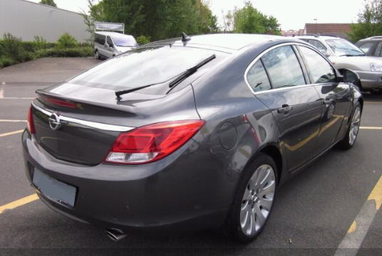 Opel Insignia 2,0T (mein Bumblebee) (Opel Insignia - 5-Türer)