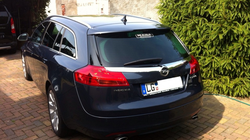 Opel Insignia Sports Tourer 1.6T (Opel Insignia - Sports Tourer)