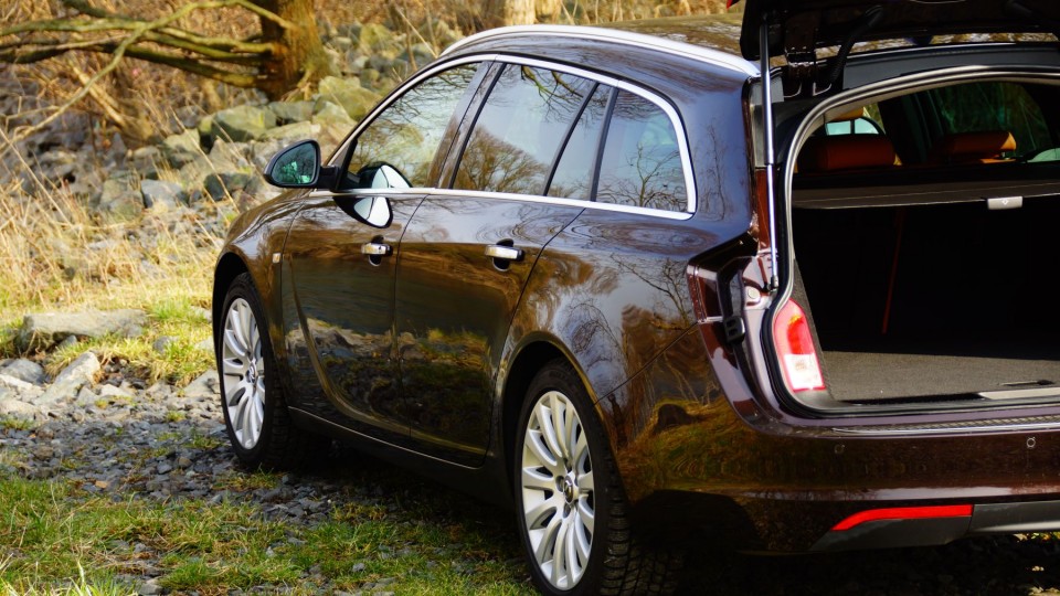 Insignia Innovation 2.0CDTI Ecoflex (Opel Insignia - Sports Tourer)
