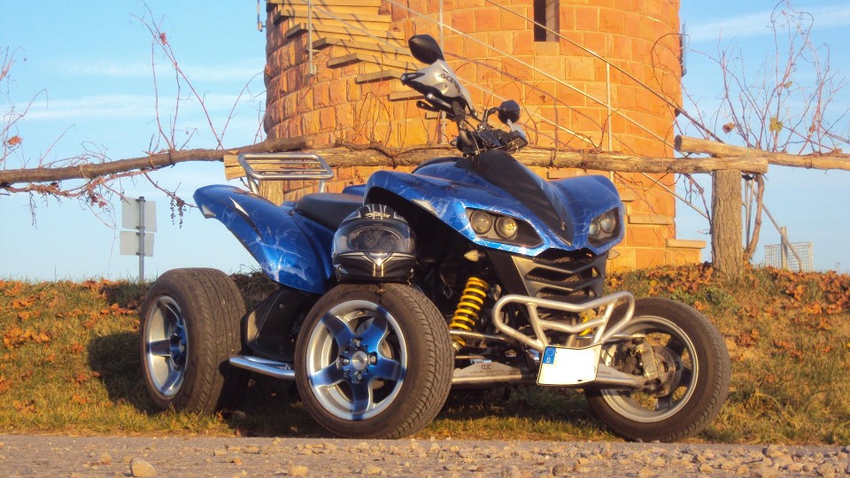 KAWASAKI KFX 700