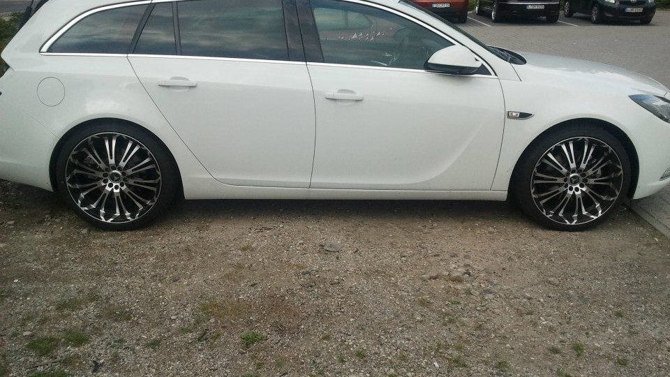 Insi ST Sport 1.6 Turbo (Opel Insignia - Sports Tourer)