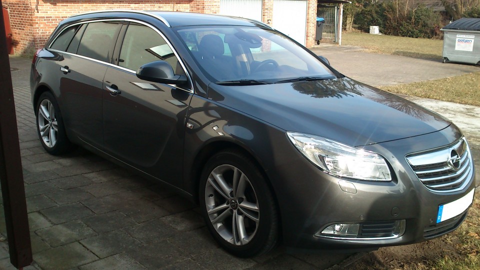 Insignia (Opel Insignia - Sports Tourer)