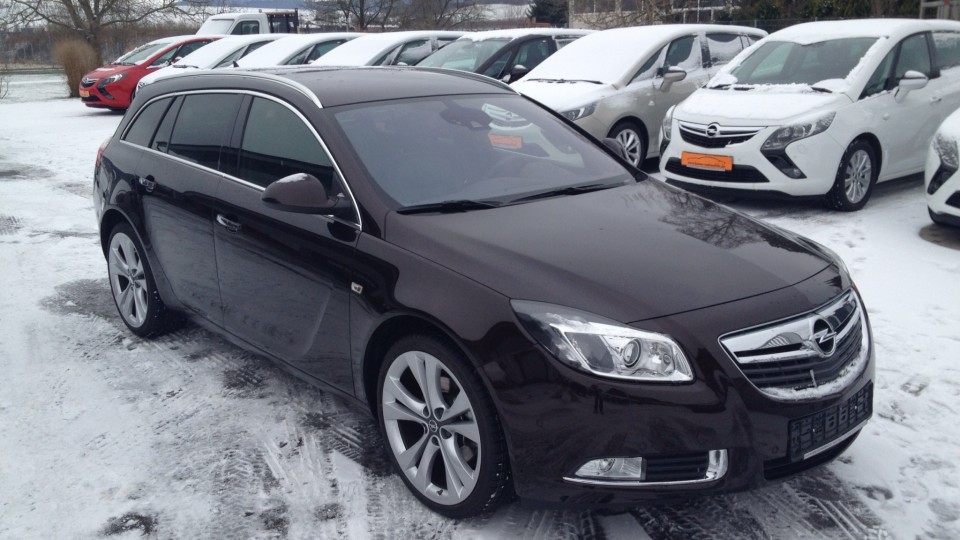 Opel insignia (Opel Insignia - Sports Tourer)