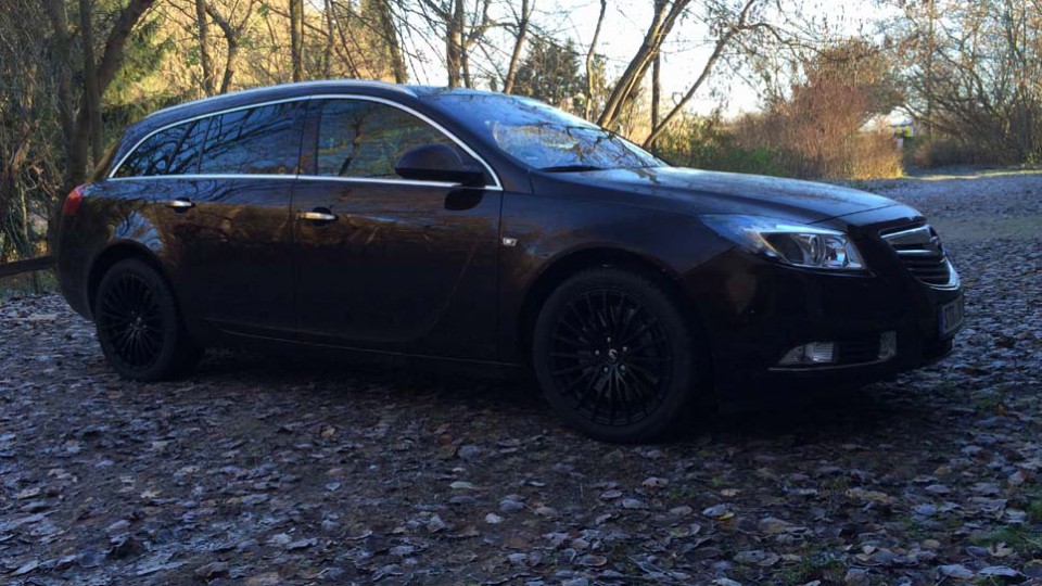 Insignia 2.0 CDTI BiTurbo 4x4 (Opel Insignia - Sports Tourer)