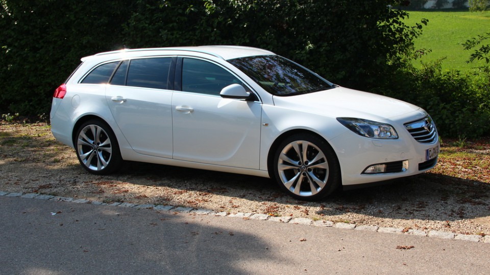Opel Insignia Sports Tourer (Opel Insignia - Sports Tourer)