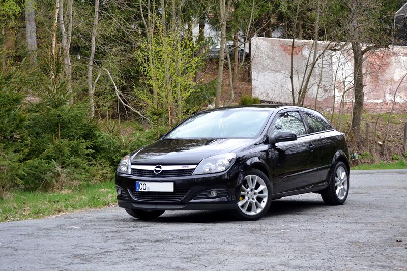 Opel Astra H GTC