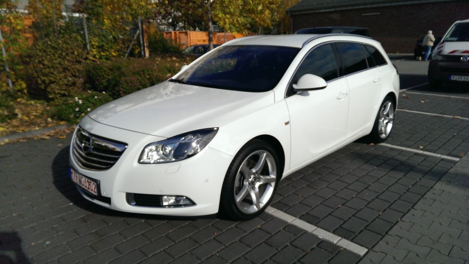 Insignia 2.0T (Opel Insignia - Sports Tourer)