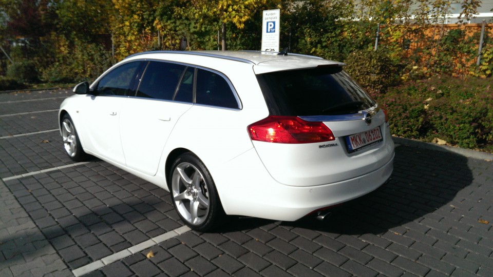Insignia 2.0T (Opel Insignia - Sports Tourer)