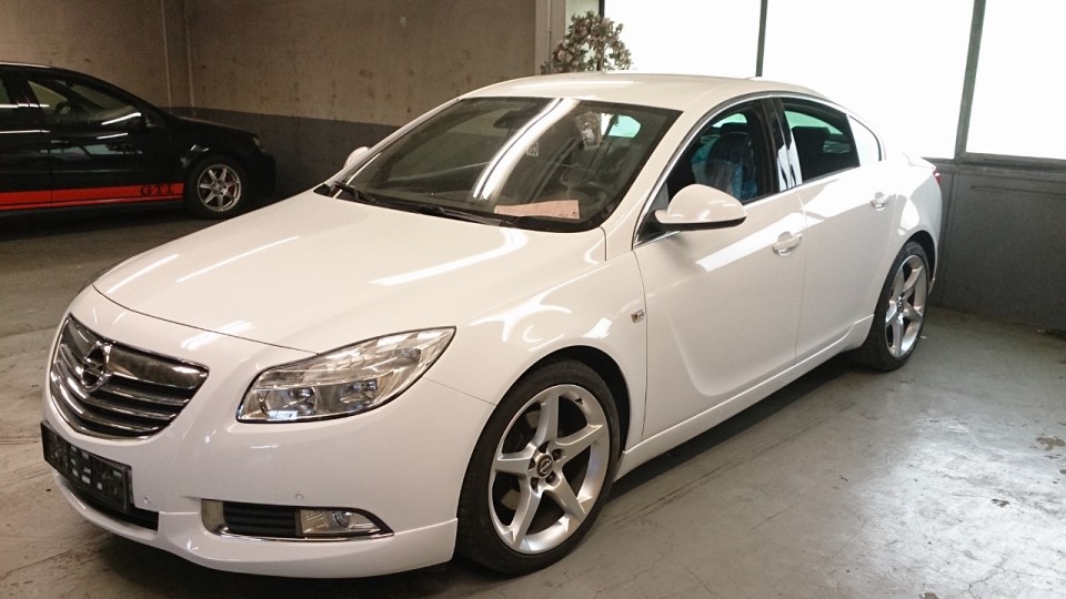 Insignia Sport 2,0 cdti 118kw OPC-Line (Opel Insignia - 4-Türer)