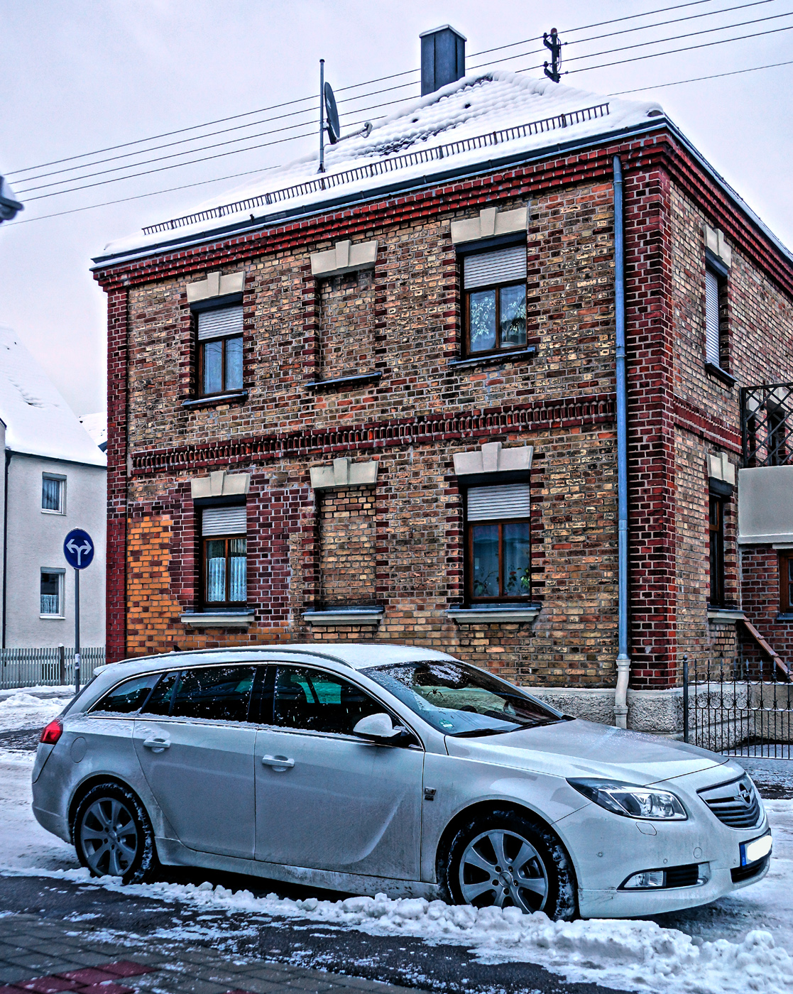 Insignia HDR