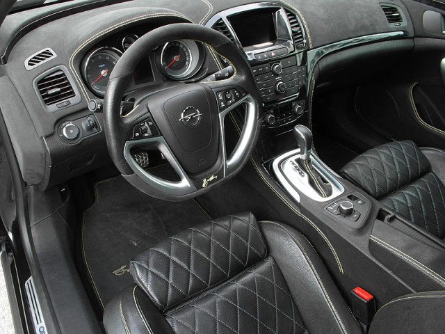 Bitter Insignia  Black Widow  auf OPC Basis