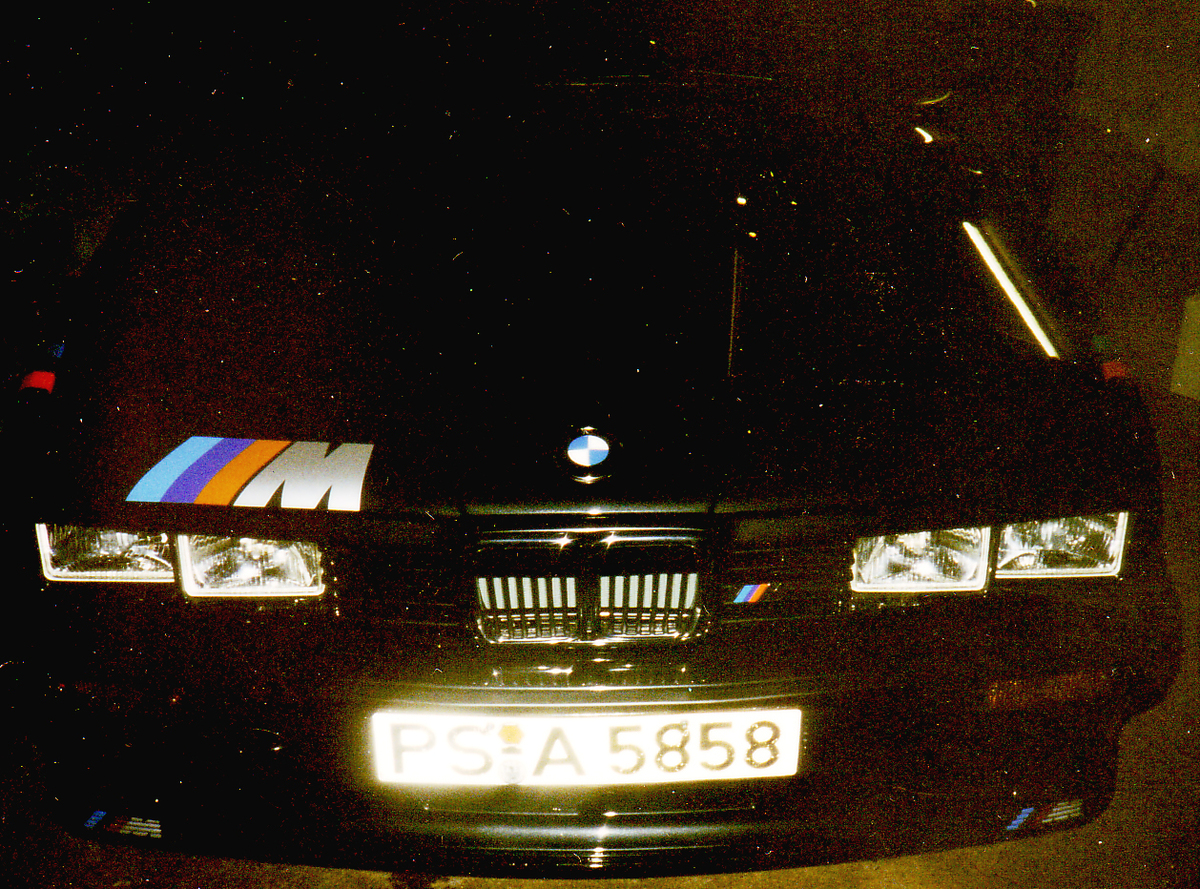 BMW 320i (9)