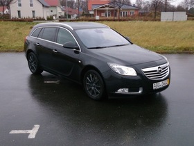 Black ST (Opel Insignia - Sports Tourer)