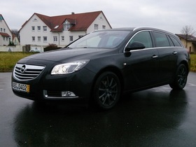 Black ST (Opel Insignia - Sports Tourer)
